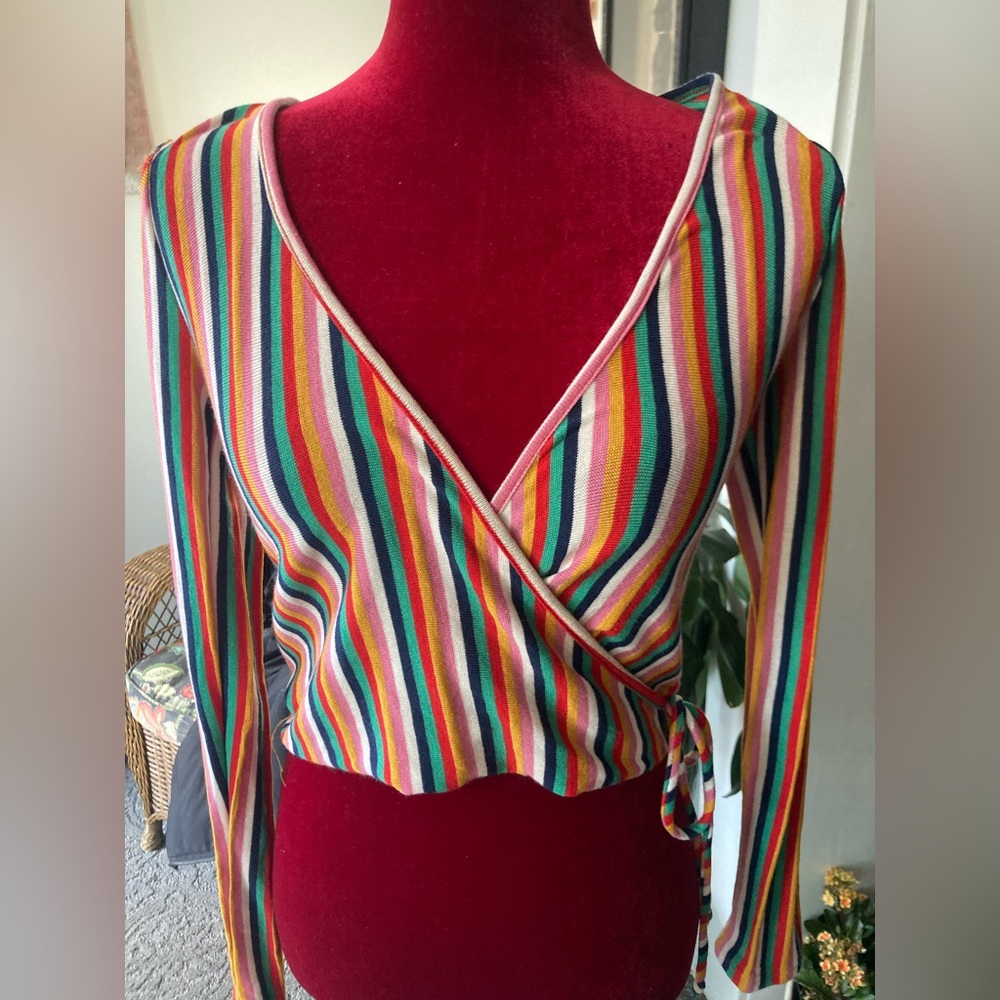Caution to the Wind Cross Front top